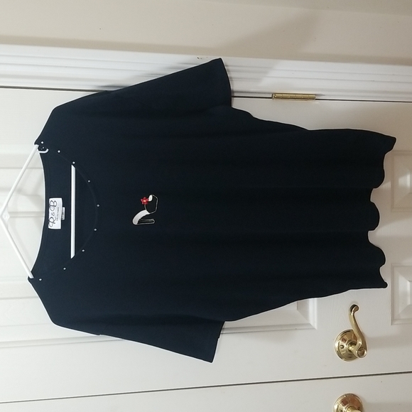 3/$12 R&B Collections black shirt sz 3X (runs small) - Picture 1 of 5